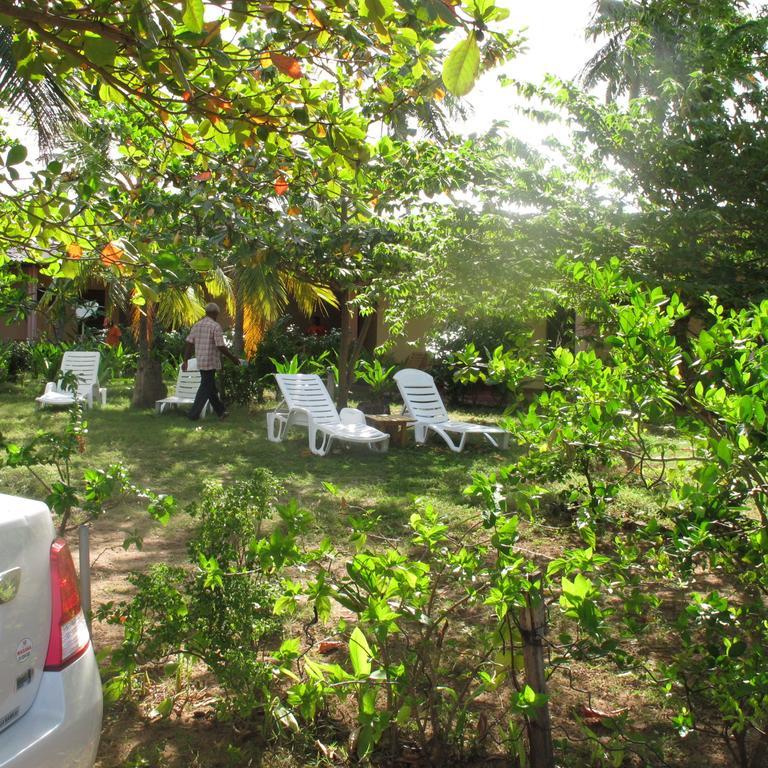 Shahira Hotel Nilaveli Camera foto